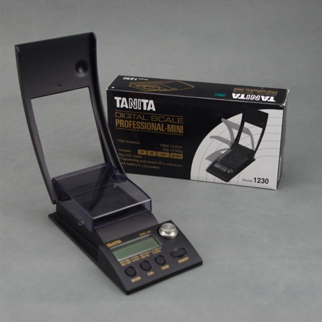 日本專業級便攜型克拉秤 TANITA